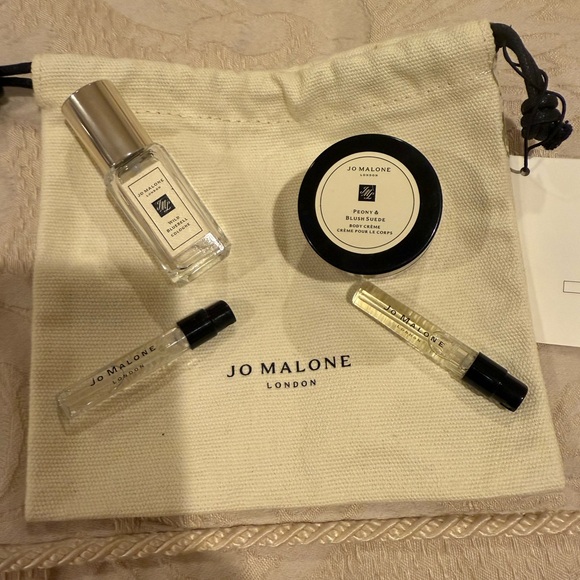Jo Malone English Pear & Sweet Pea along with gift set - Picture 13 of 15